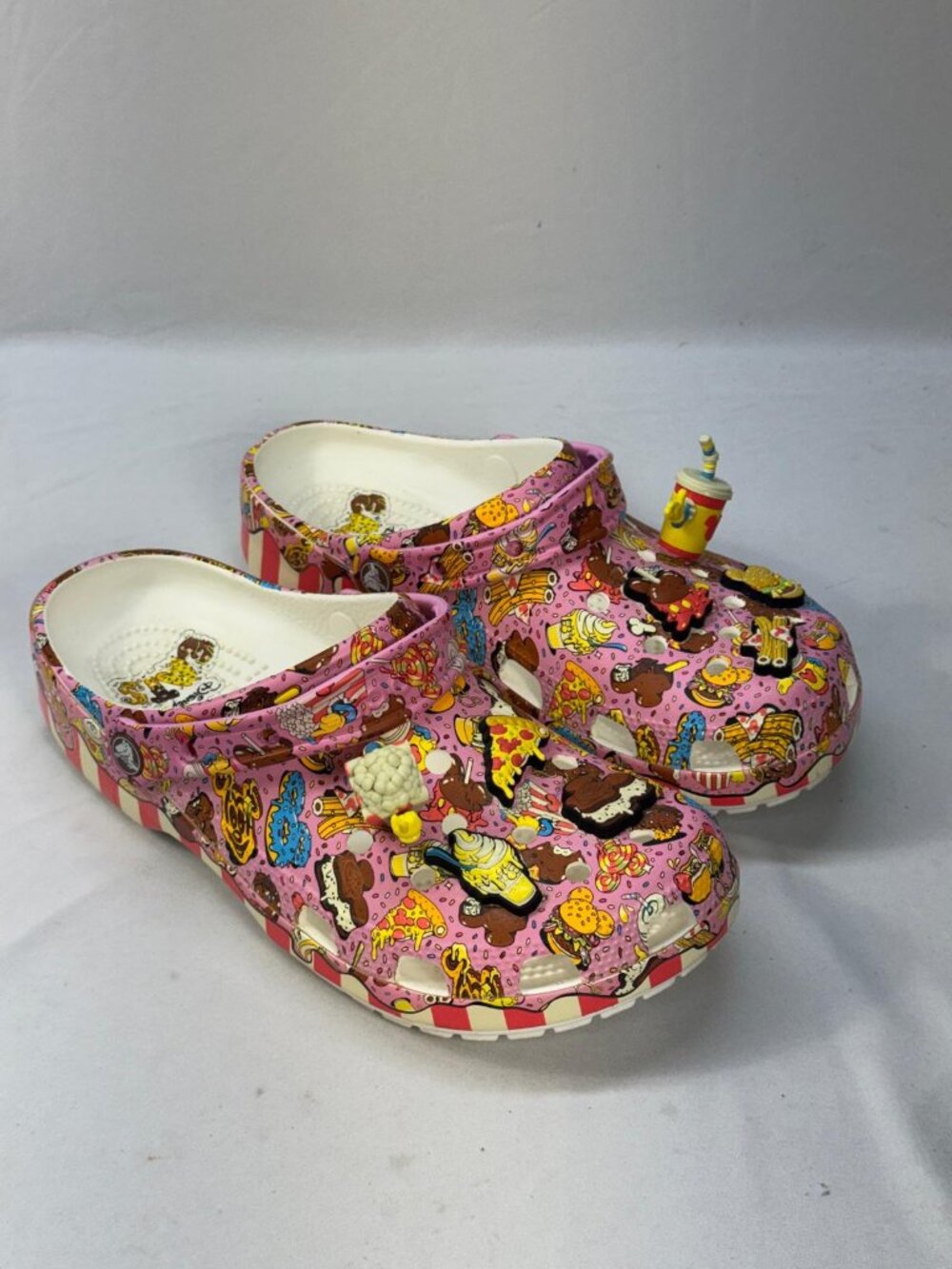 Crocs Disney Parks Disney Eats Clogs Women's 11 Men's 9